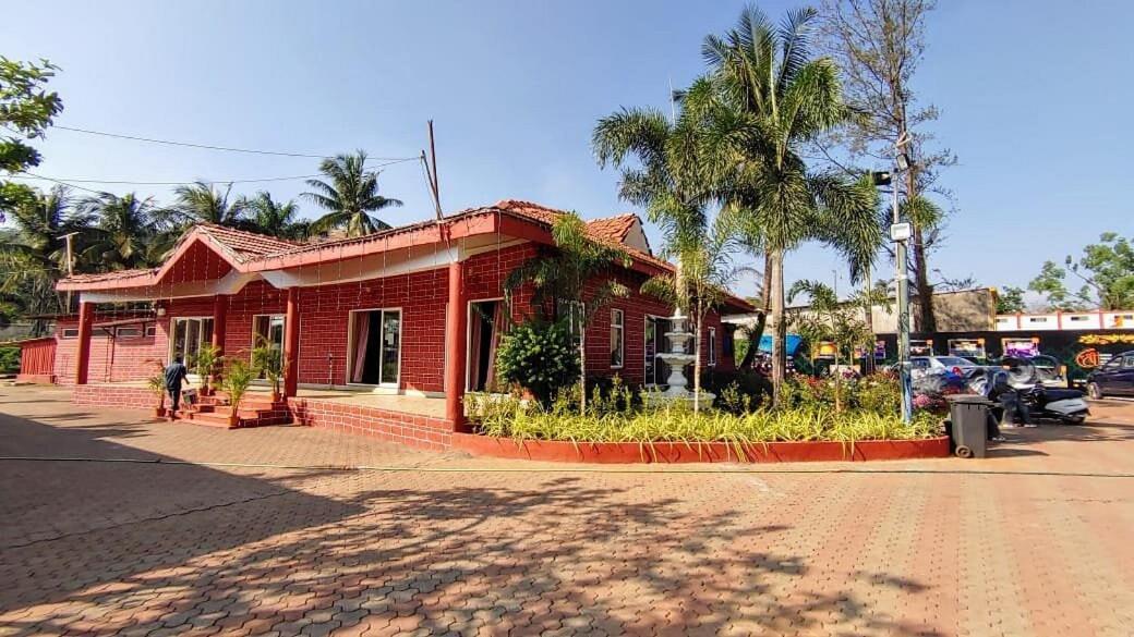 Whispering Woods Resort Lonavala Buitenkant foto